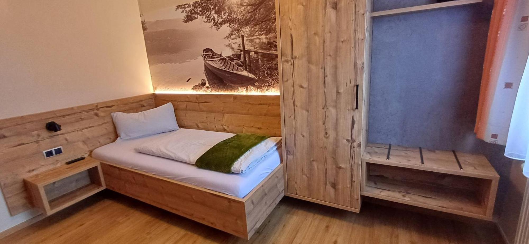 Gasthof Zentral Feistritz an der Drau Ngoại thất bức ảnh