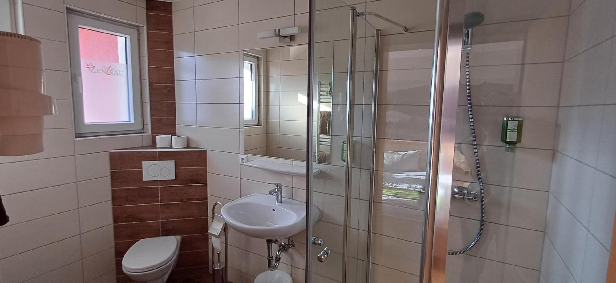 Gasthof Zentral Feistritz an der Drau Ngoại thất bức ảnh